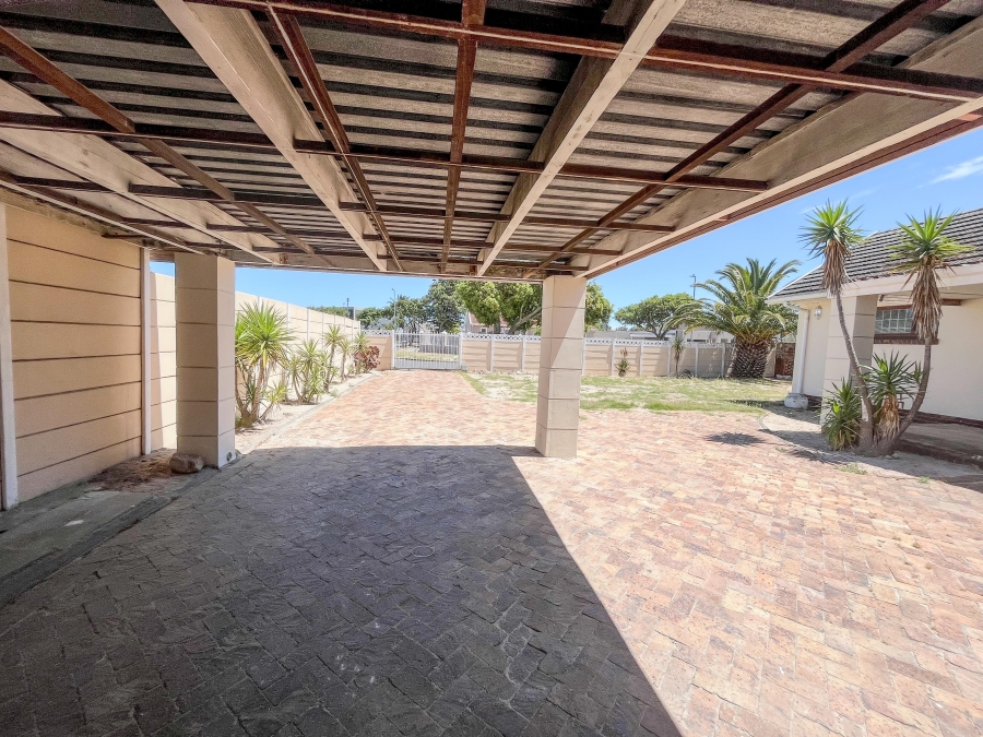 2 Bedroom Property for Sale in Thornton Western Cape